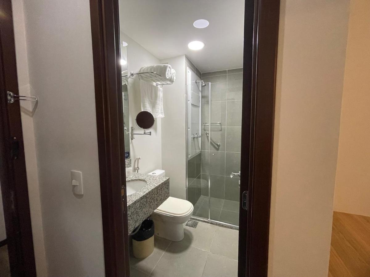 Via Premiere Apartahotel